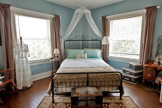 Rosen House Inn