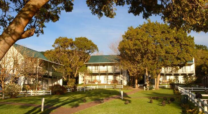 Belvidere Manor Lagoonside Cottages