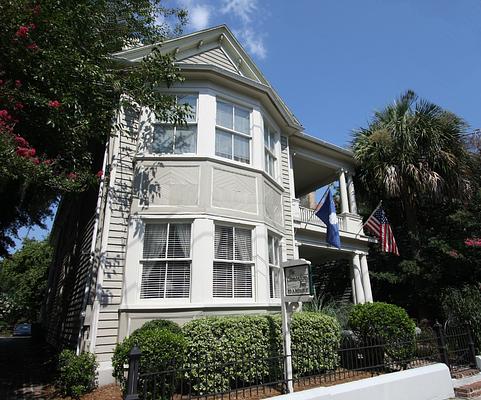 Cannonboro Inn