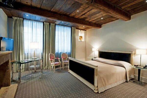 Le Place d'Armes Hotel