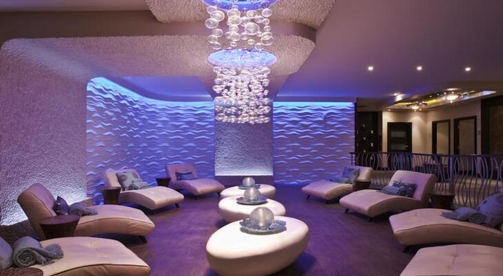 Newport Beachside Hotel & Resort