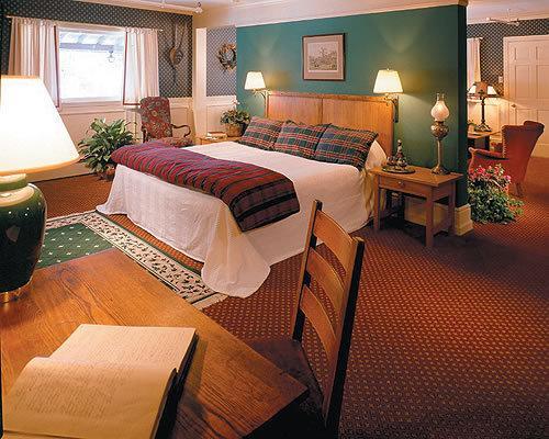 The Redstone Inn