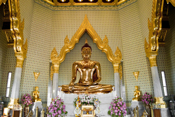 Temple of the Golden Buddha (Wat Traimit)