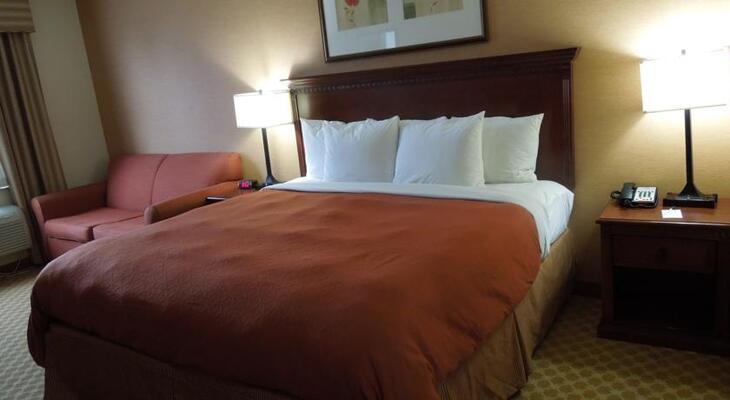 Queens County Inn and Suites Long Island City