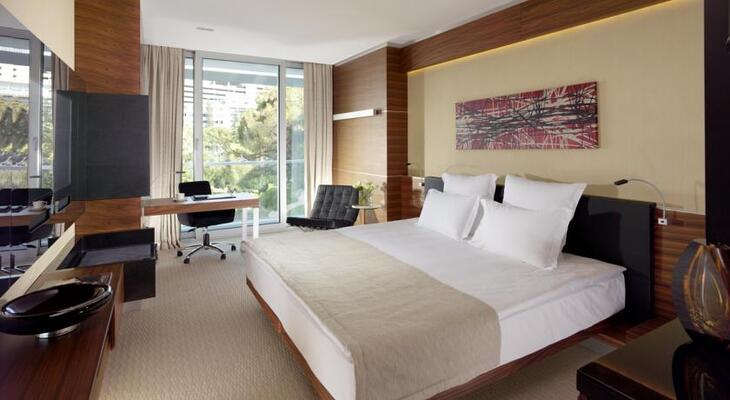 Swissotel Buyuk Efes Izmir
