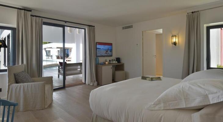 Hotel Taiwana