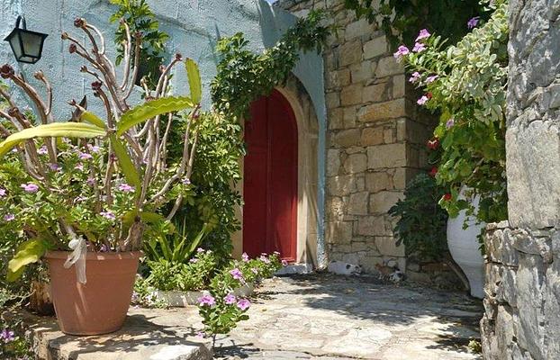 Arolithos Traditional Cretan Village