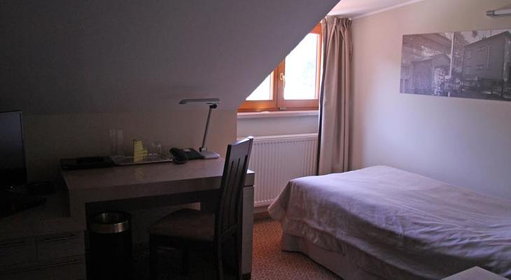 Tahetorni Hotell