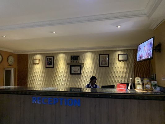 HBT Russel Hotel