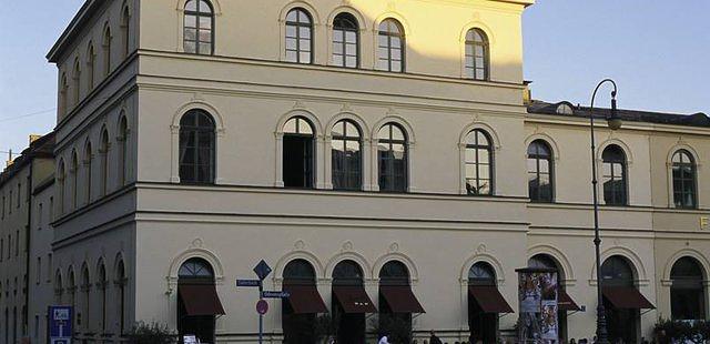Schumann's Bar