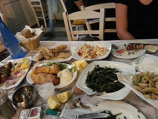 Full tou Meze