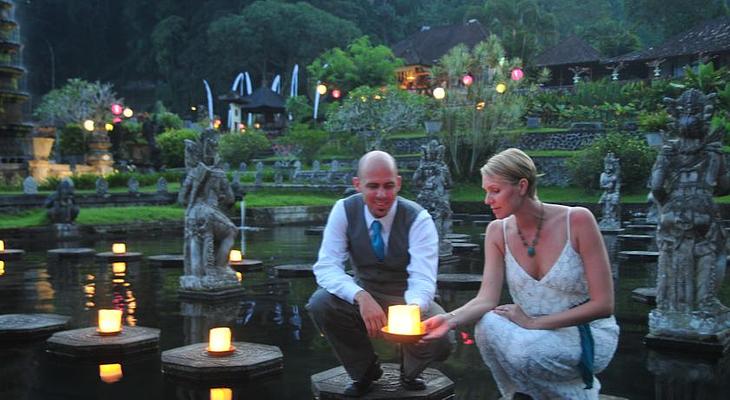 Tirta Ayu Hotel & Restaurant
