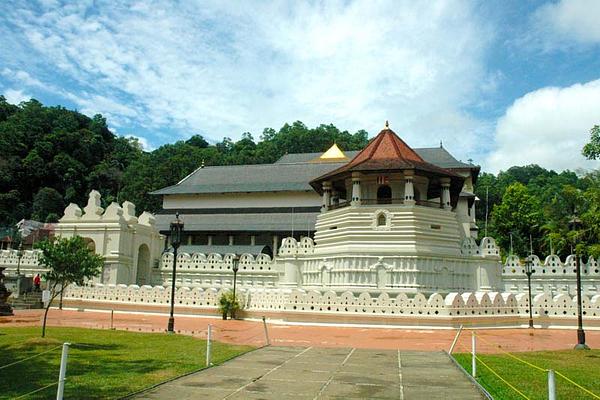 Temple of the Sacred Tooth Relic