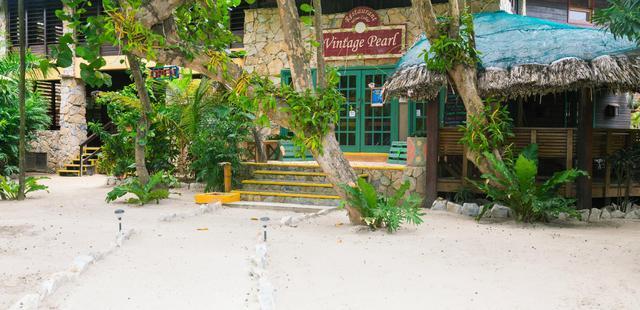 Bananarama Dive & Beach Resort