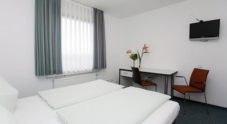 Youth Hostel Cologne-Deutz