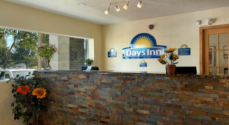 Days Inn Glenwood-Crabtree