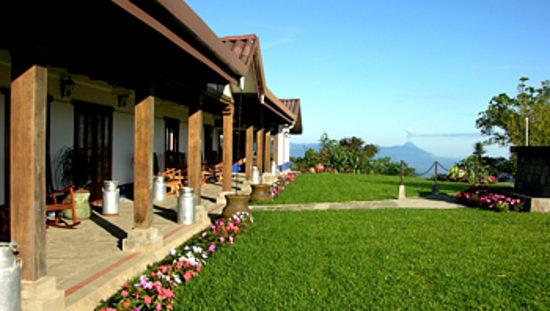 Villa Blanca Cloud Forest Hotel & Nature Reserve