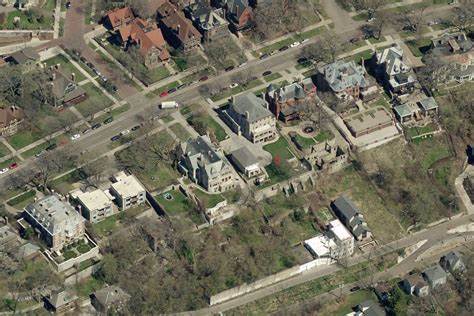 Summit Avenue