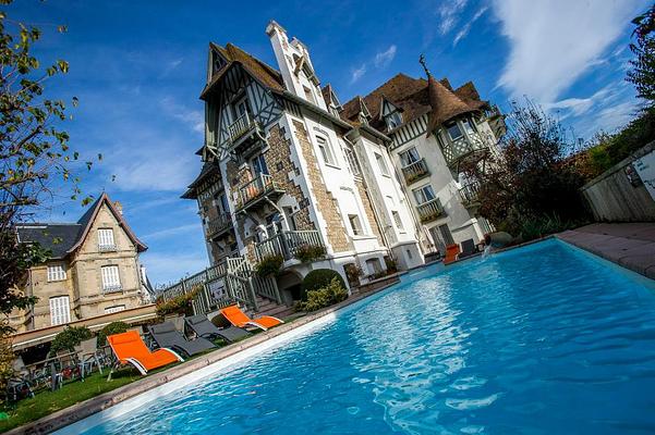 Villa Augeval Hotel & Spa