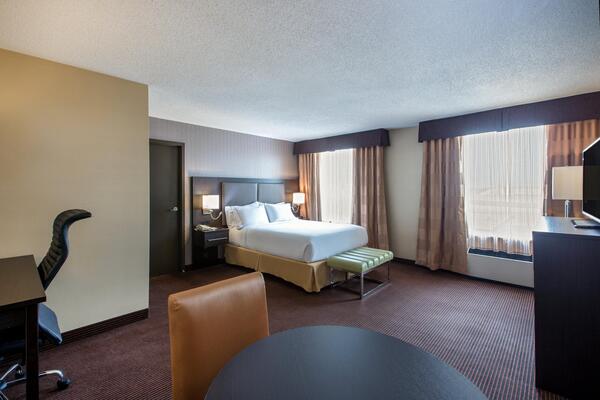 Holiday Inn Express & Suites Regina Downtown, an IHG Hotel