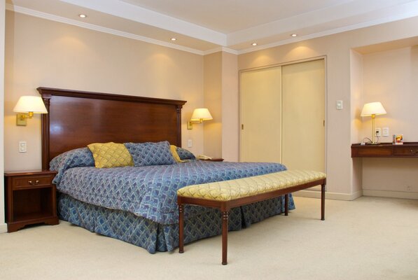 Provincial Plaza Hotel