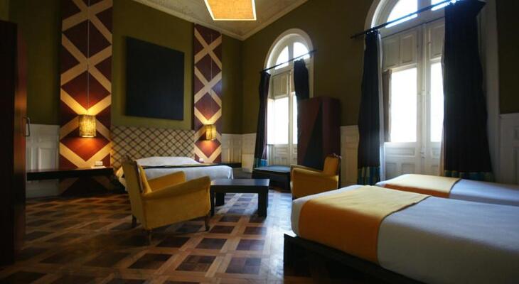 Happy House Hostel