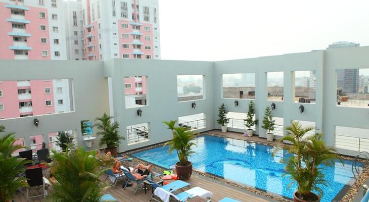 Sunland Hotel