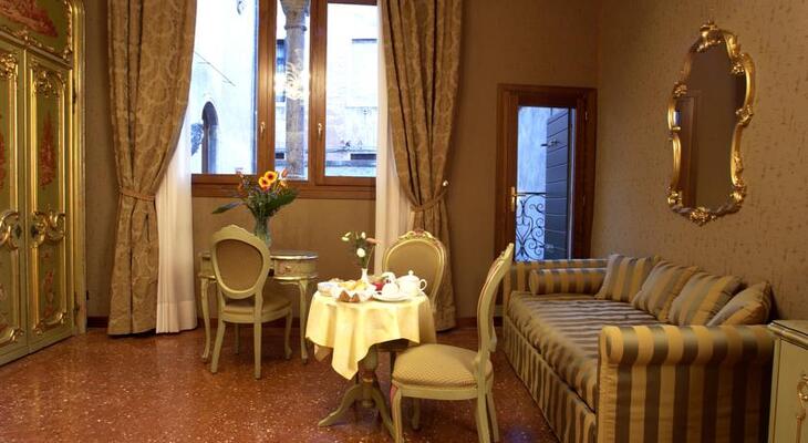 Hotel Al Ponte Mocenigo