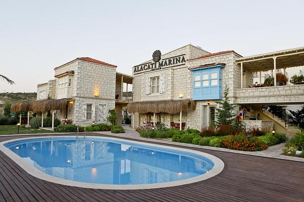 Alacati Marina Palace