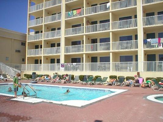 The Flamingo Hotel And Tower
