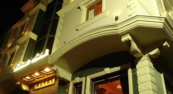 Hotel Brilant Antik