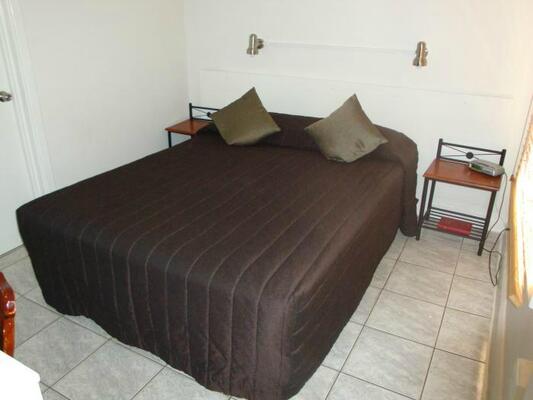 Elkira Court Motel