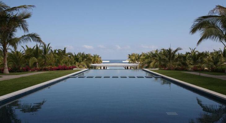 La Tranquila Breathtaking Resort & Spa