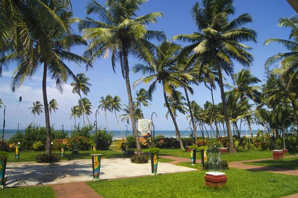 Longuinhos Beach Resort