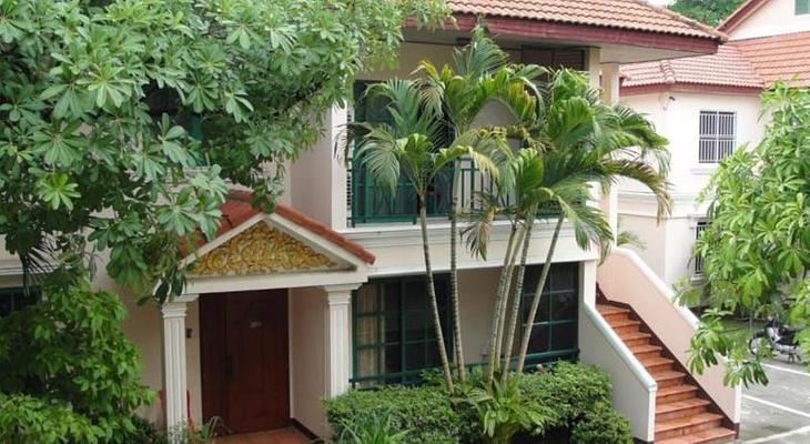 Imperial Garden Villa & Hotel