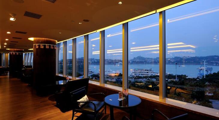 Hotel Indigo Xiamen Harbour, an IHG hotel
