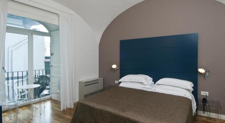 Hotel Piazza Bellini & Apartments