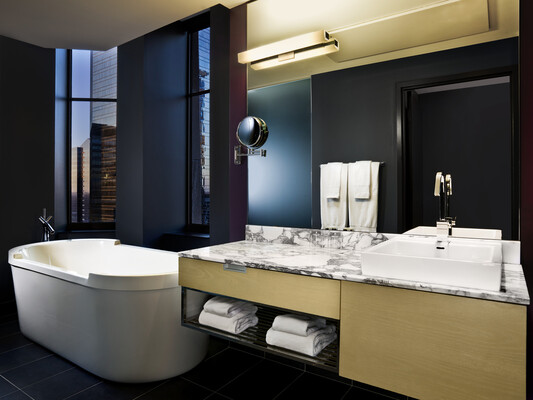W Minneapolis - The Foshay