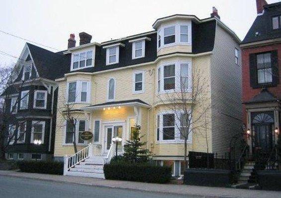 Balmoral Inn
