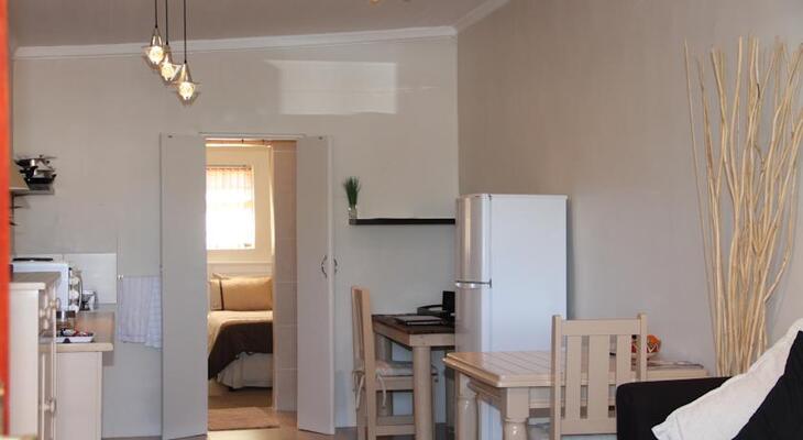 Treetops Guesthouse