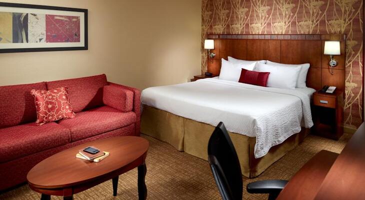 Courtyard Atlanta Executive Park/Emory