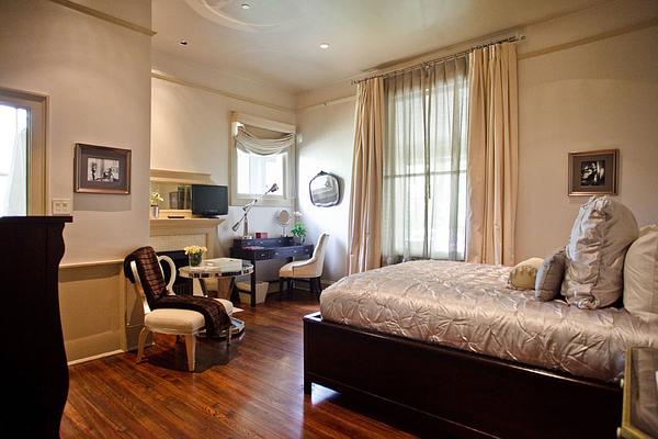 Stonehurst Place Bed & Breakfast