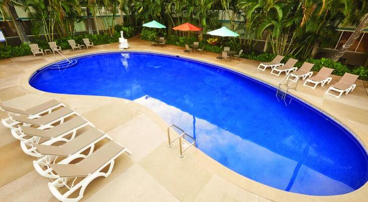 Airport Honolulu Hotel, Trademark Collection By Wyndham