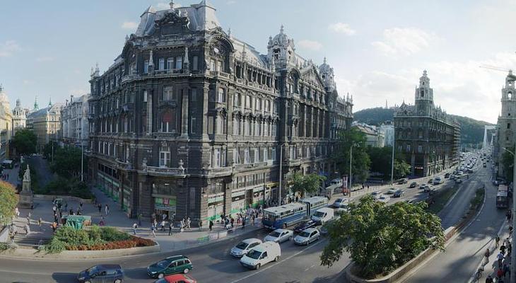 Leo Panzio Hotel