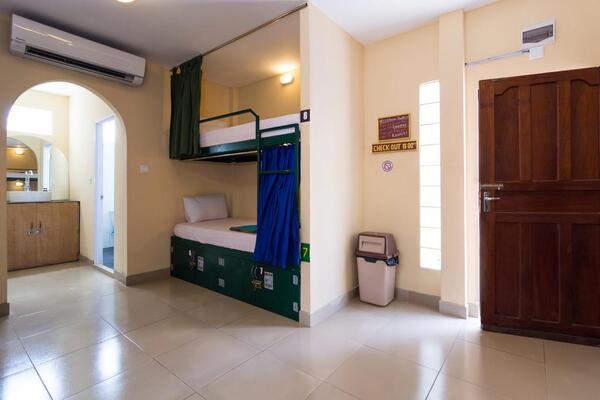 Monkey Republic Kampot Hostel