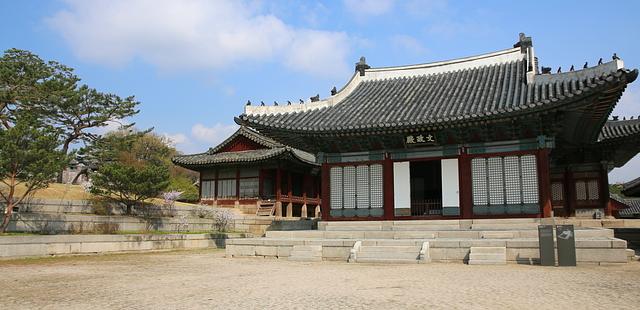 Changgyeonggung Palace