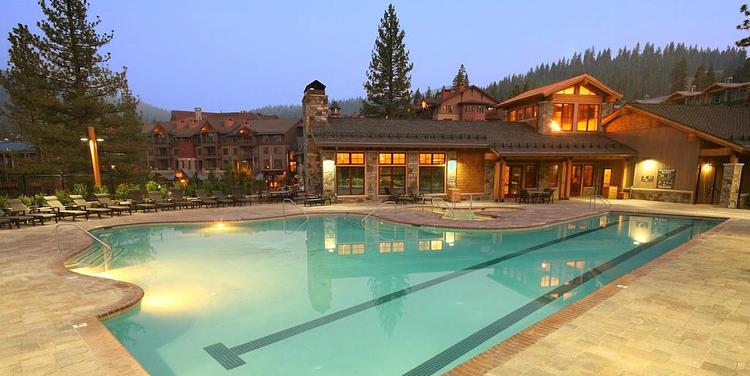 Big Horn Lodge - Tahoe Mountain Lodging