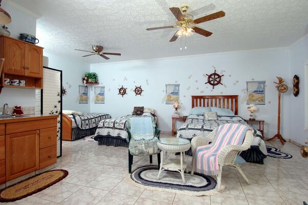 Green Acres Cottages