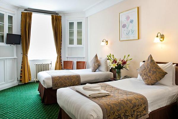 Astor Court Hotel