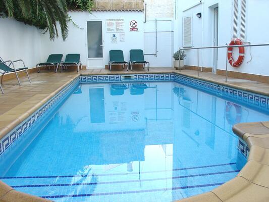 Geminis Hotel